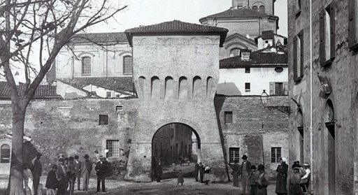 The Montanara Gate
